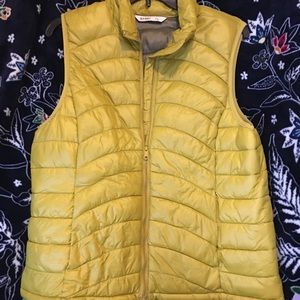 Zip up vest